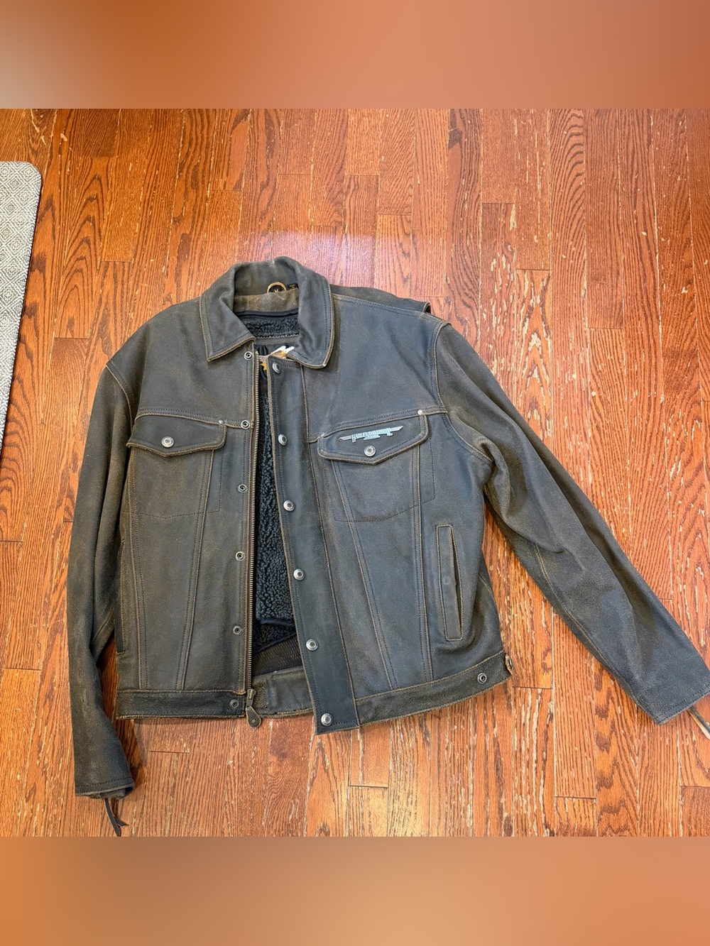 Harley Davidson Vintage Distressed Leather Jacket with Sherpa lining vest
